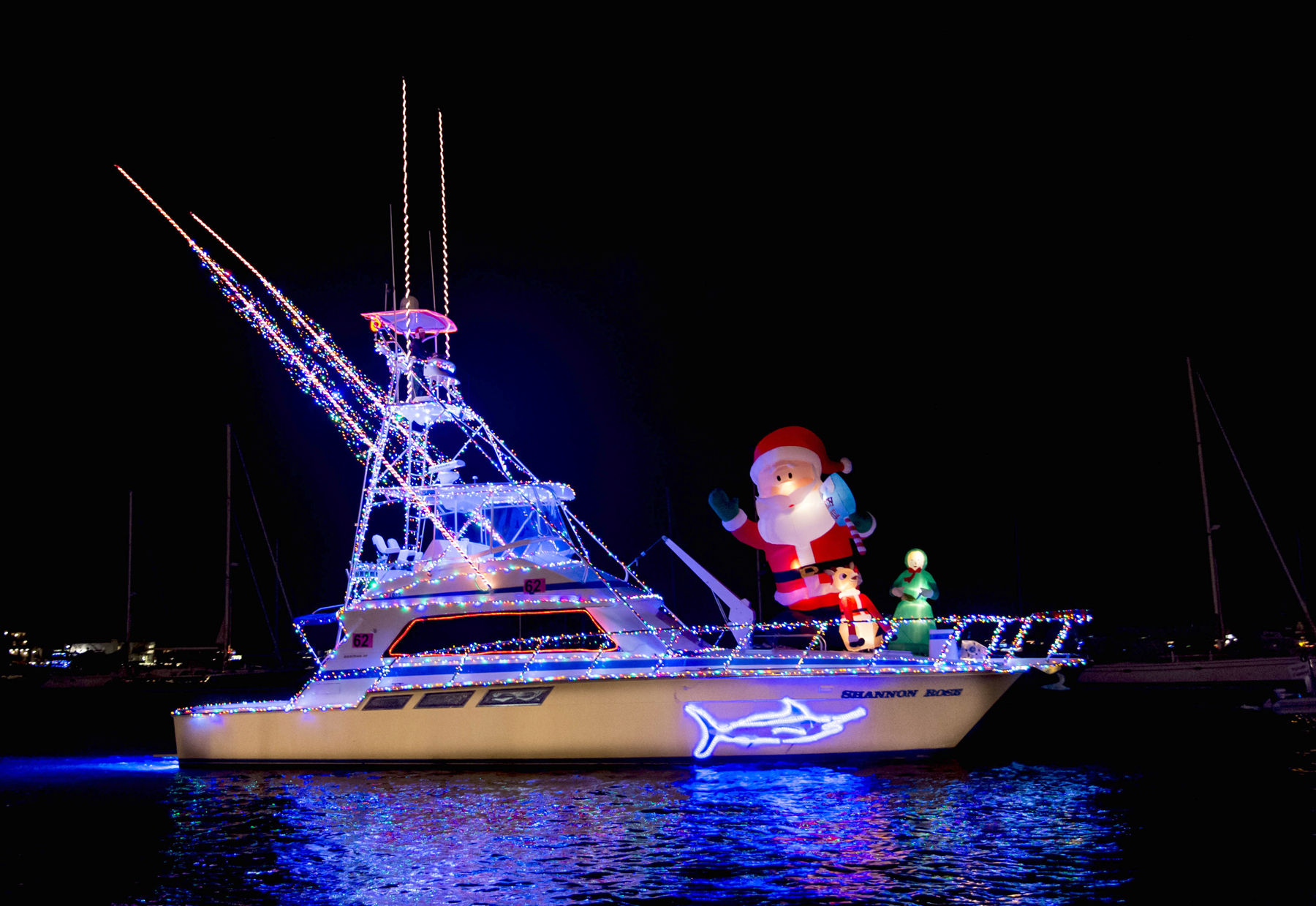Newport Local News Guide to the Christmas Boat Parade Newport Local News