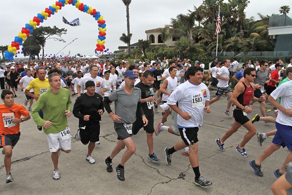 A previous Corona del Mar Scenic 5K. — Photo by Jim Collins ©