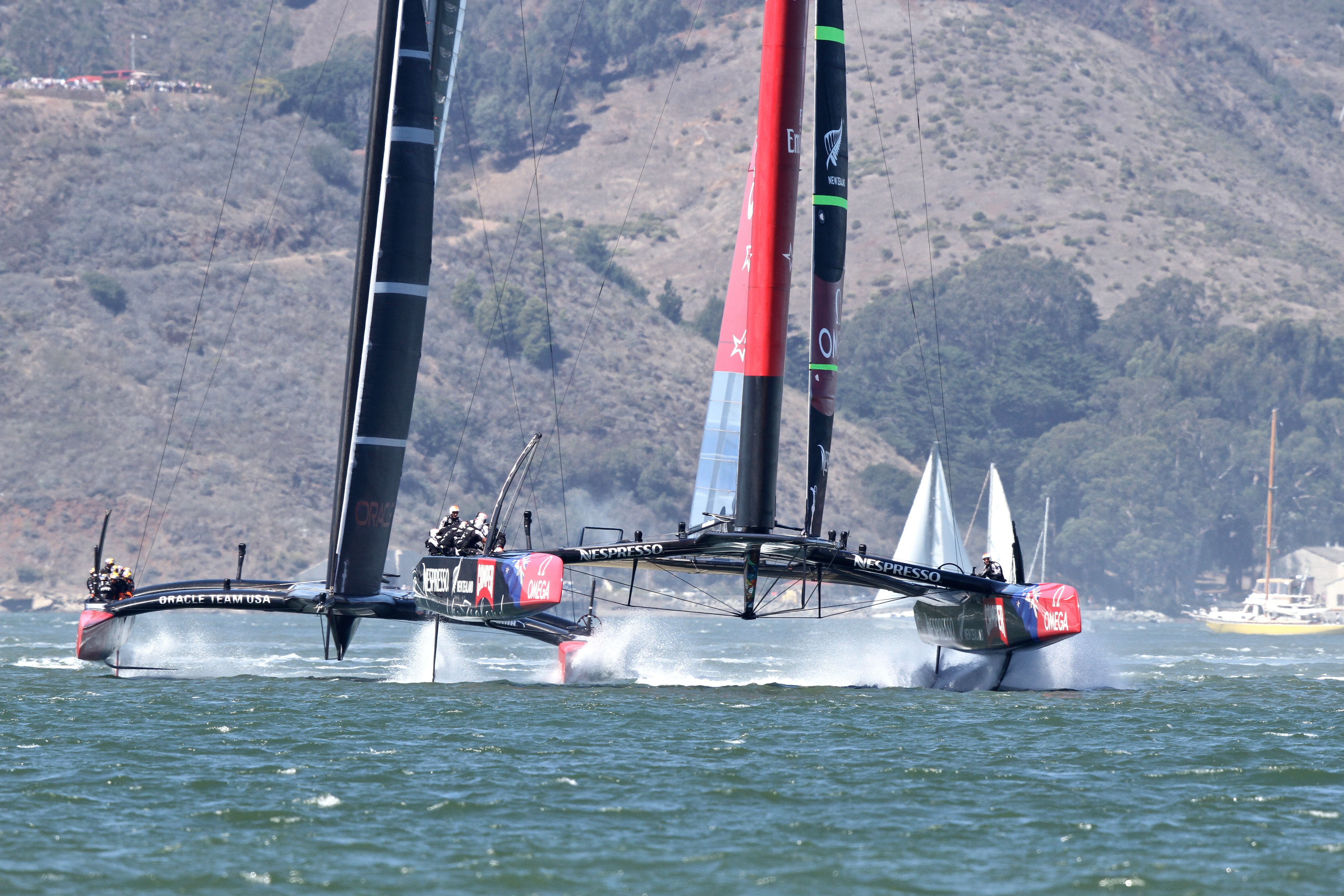 The yacht of the US-American BMW Oracle Team is pictured during the Louis  Vuitton Cup regatta forming part of the America's Cup,Valencia, Spain, 23  April 2007. Once more no regatta could be