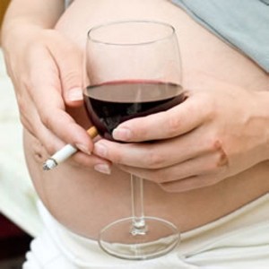 pregnant-smoker