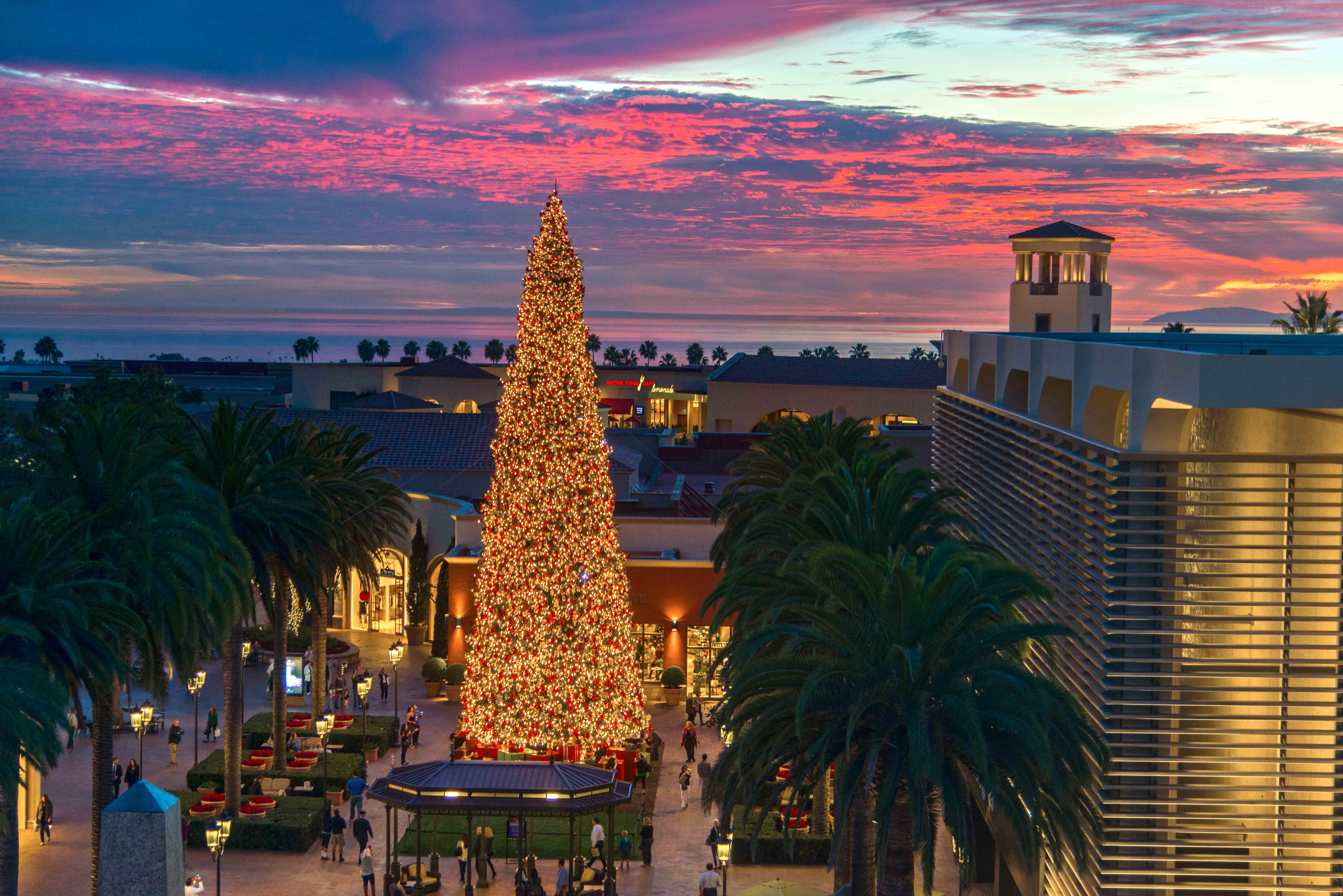 Sunset at Fashion Island - Newport Beach News