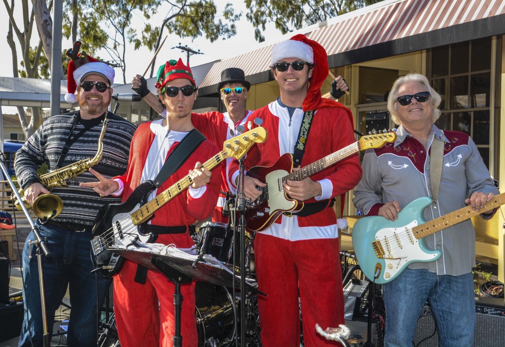 Newport Beat had people dancing in  the streets at PCH and Goldenrod