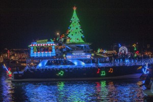 XmasBoatParade32