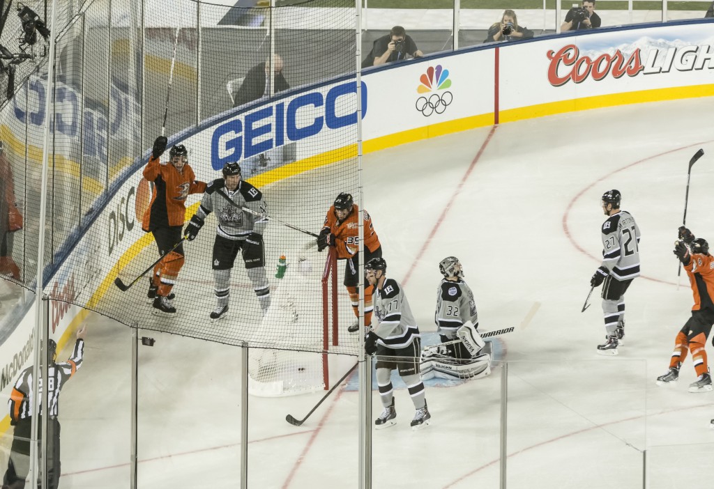 Ducks Celebrate Beleskey's Goal