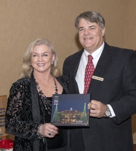 Donna Dibari, winner of Best Theme, and Don Lawrenz. Photo by Charles Weinberg.