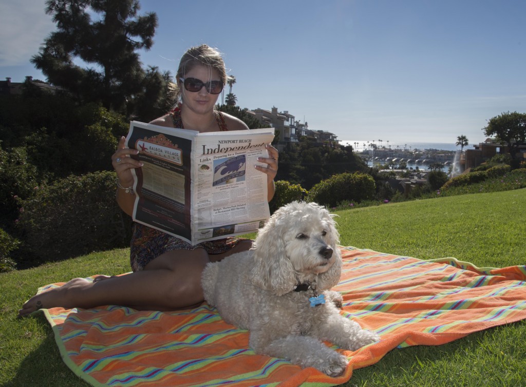 Perfect: weather, the  beach, best friend and The Indy — Photo by Lawrence Sherwin