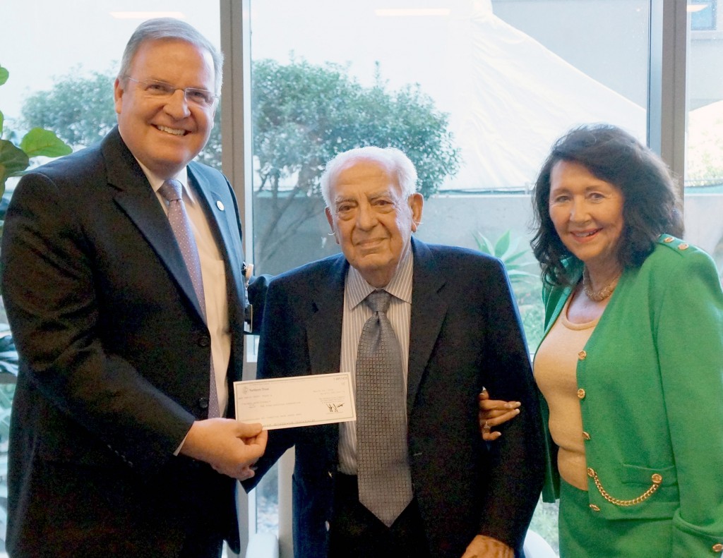 L to R: Robert Braithwaite (Hoag President and CEO), James and Catherine Emmi