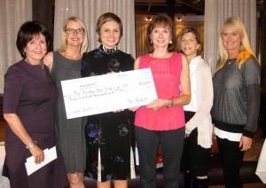 left to right: Angelitos de Oro President Pam Howard, Big Brothers Big Sisters of Orange County Director of Development Sloane Richardson, Big Brothers Big Sisters of Orange County CEO Melissa Beck, 2014 Angelitos Card Co-Chair Sherry Bilbeisi, 2015 Angelitos Card Co-Chair 2014 Lisa Dwan, and 2015 Angelitos Card Co-Chair Mary Baldoni.