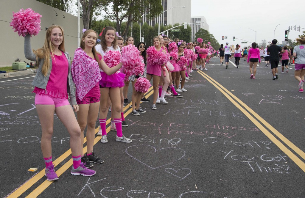 2 Cheerleaders and Messages