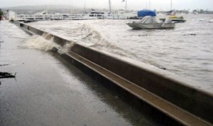 Water breaching a Balboa Island seawall in 2010. — Photo courtesy of city of Newport Beach © 