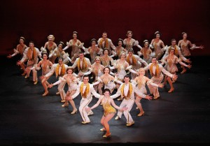 Caitlin Ehlinger (center) and cast of "42nd Street"