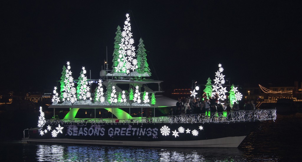 A boat floats by in the 107th annual Newport Beach Christmas Boat Parade. — All photos by Charles Weinberg ©