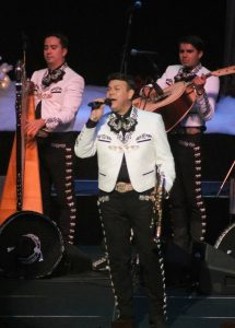 José Hernández and his Mariachi Sol de Mexico 