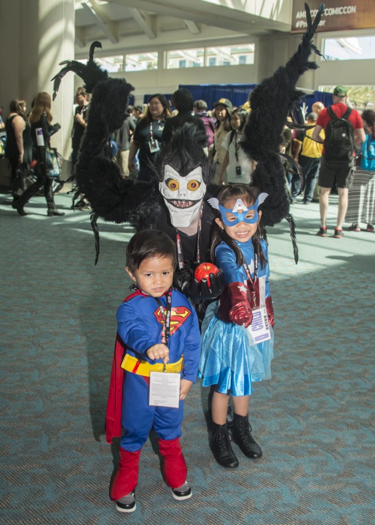 KidsEnjoyingComicCon