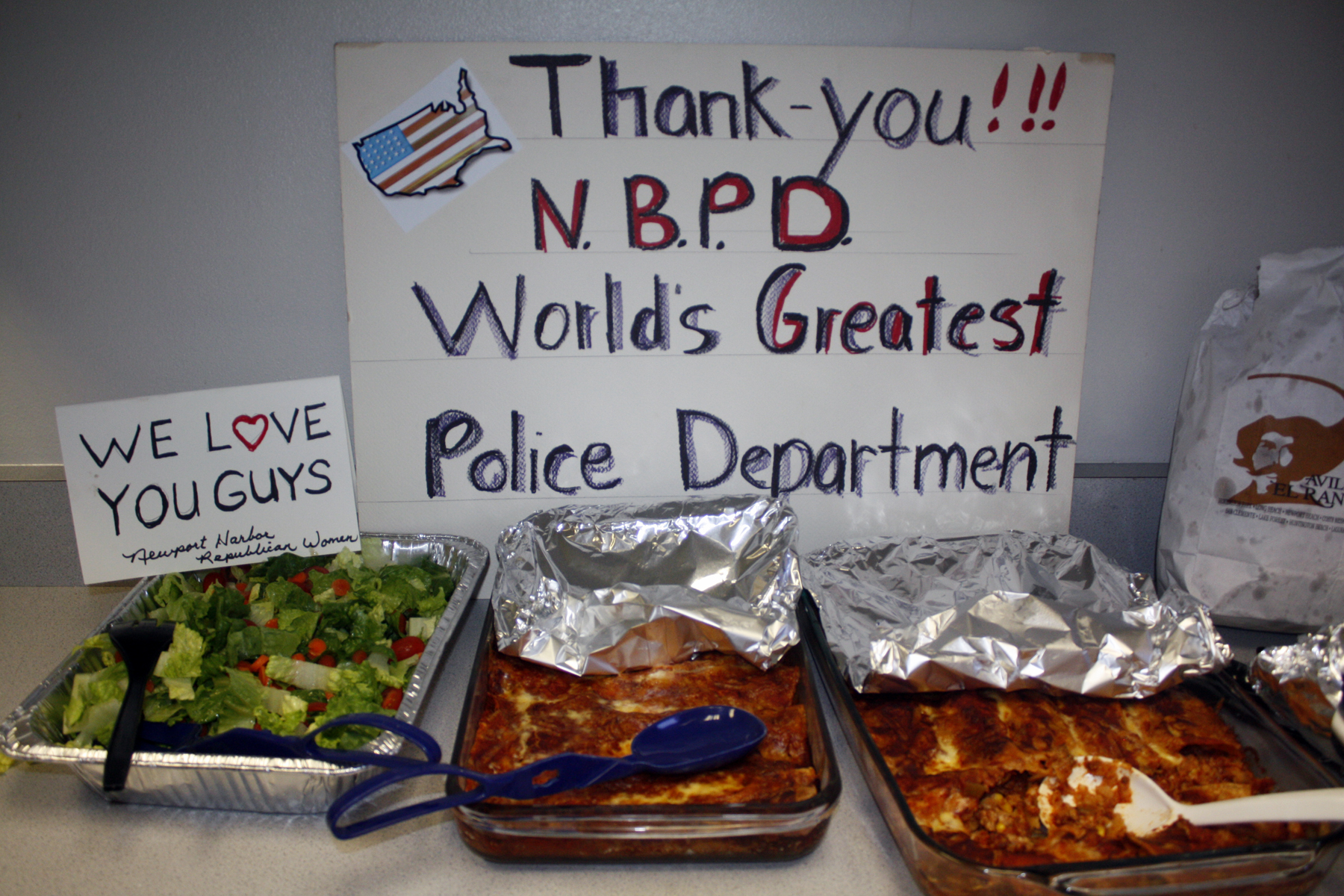 Nbpd Local Residents Say Thank You to NBPD - Newport Beach News