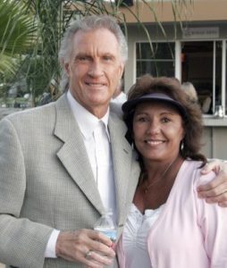 Bill Medley and Linda Hatfield. — NB Indy file photo ©