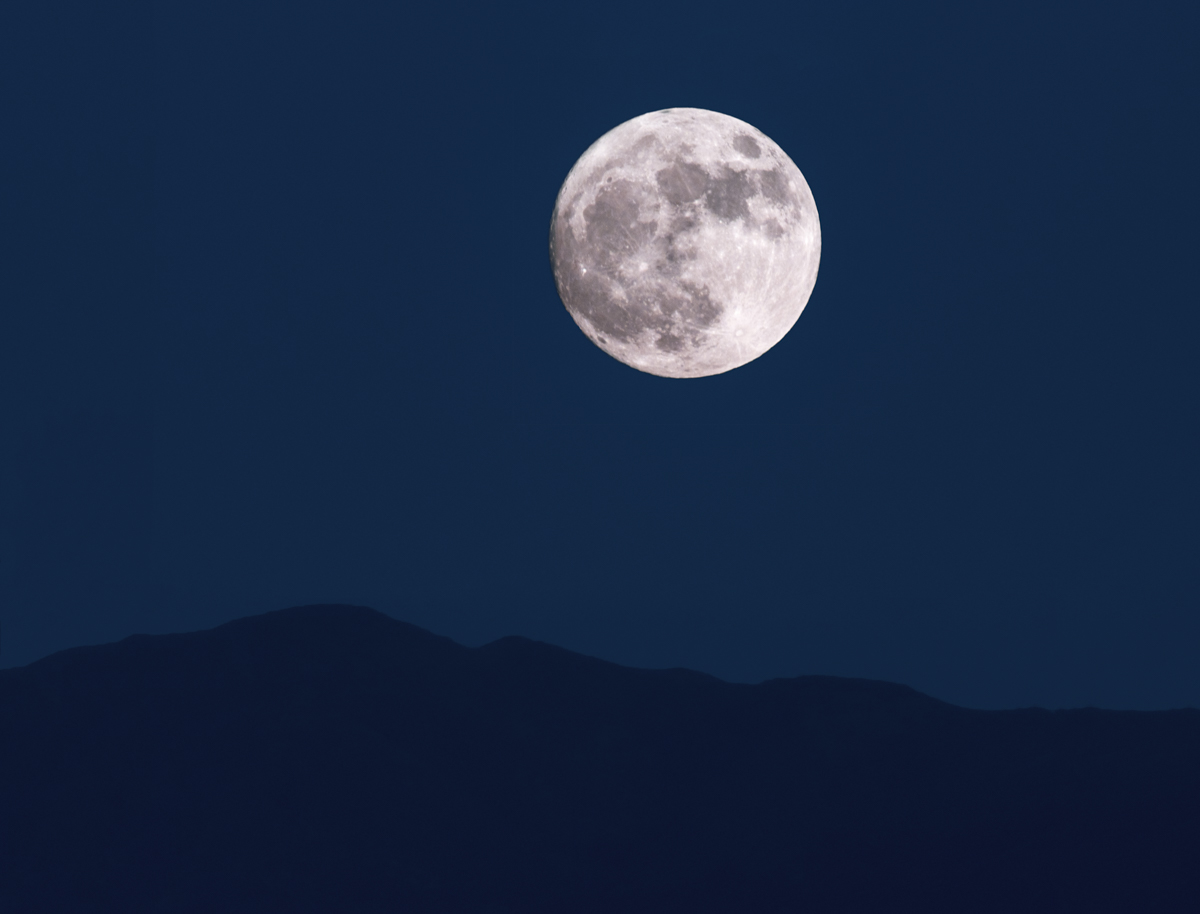 View from newport: sunset and super moon - newport beach news