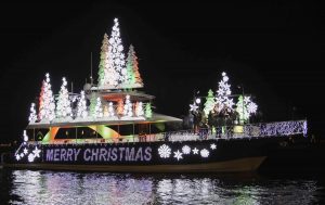 xmas-boat-parade-2015