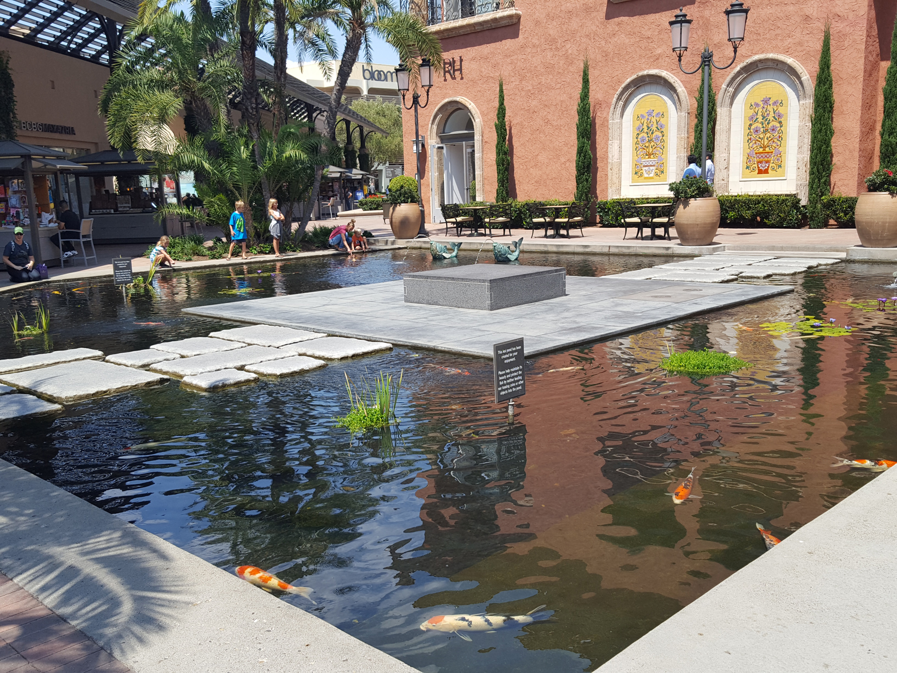 fashion island koi pond