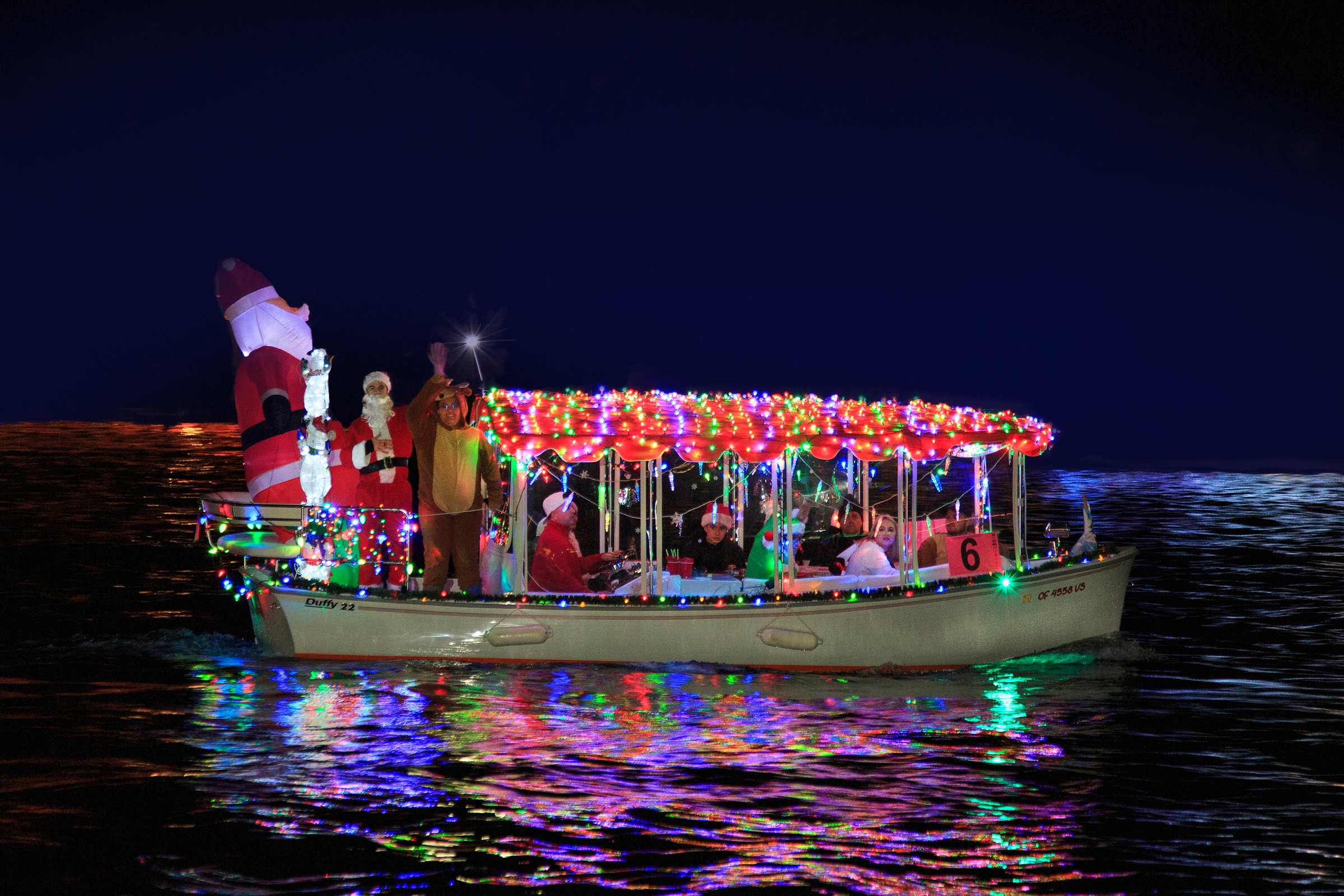 111th Christmas Boat Parade Kicks Off - Newport Beach News