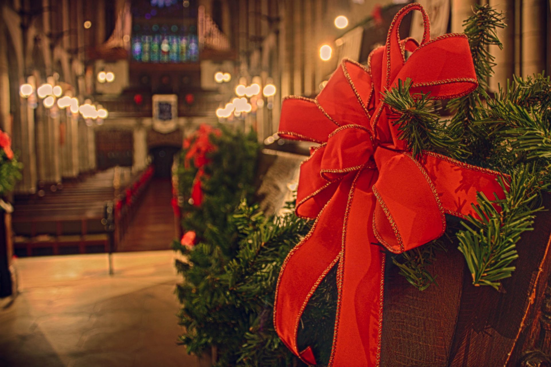 Christmas Eve, Christmas Day Church Services - Newport Beach News