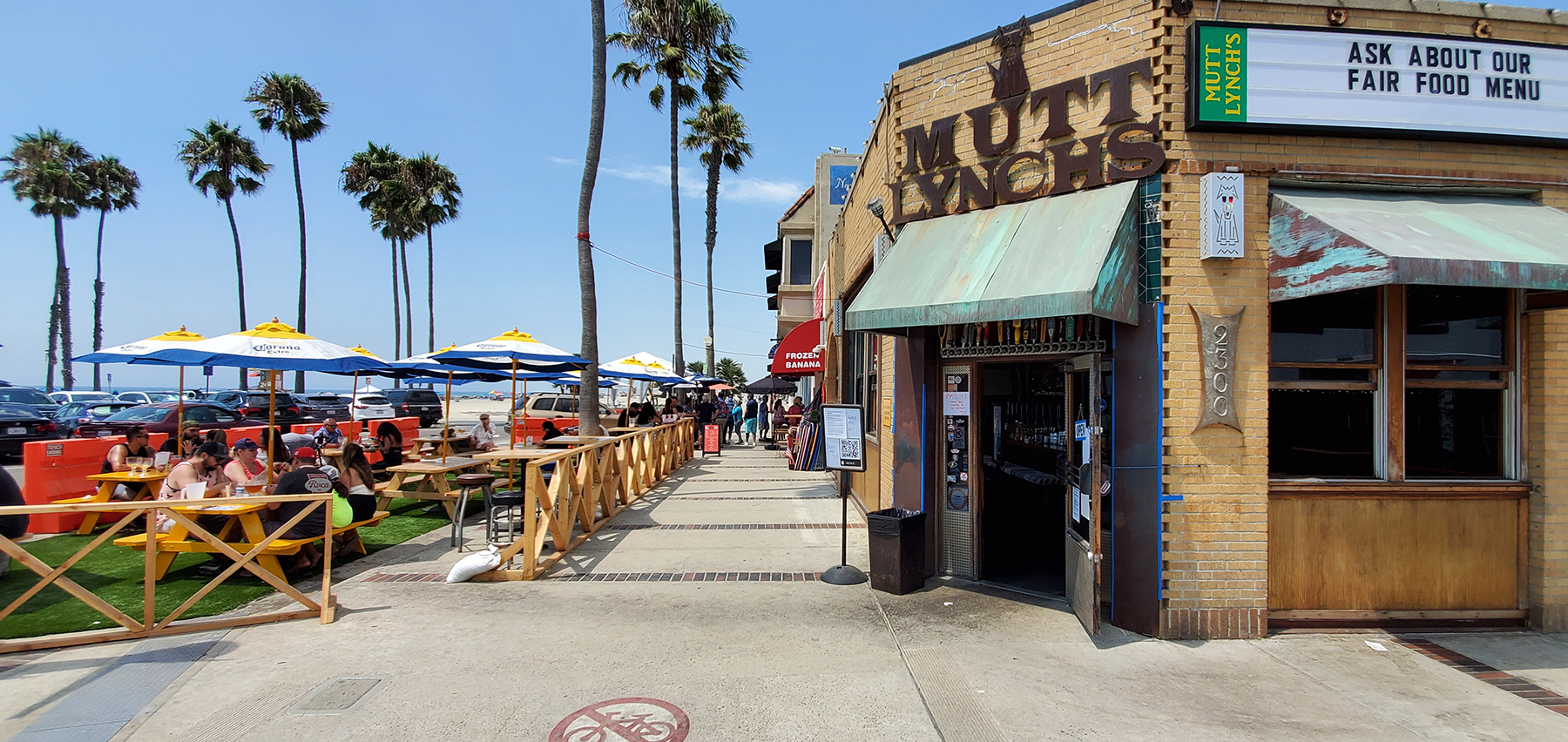 Mutt Lynch’s Brings a Taste of the OC Fair to Newport Beach
