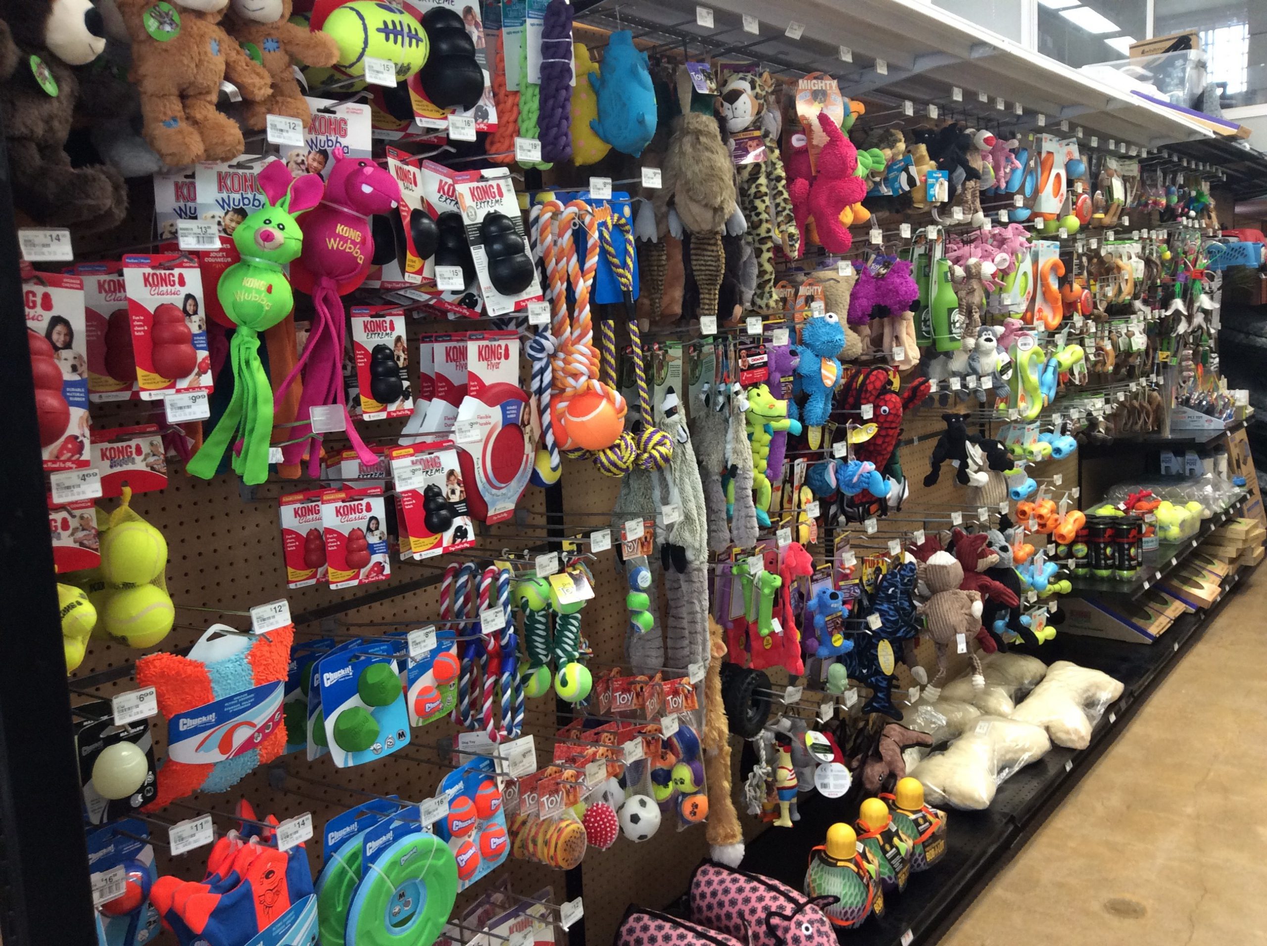 Crown Ace Hardware Launches Corona del Mar Pet Supply