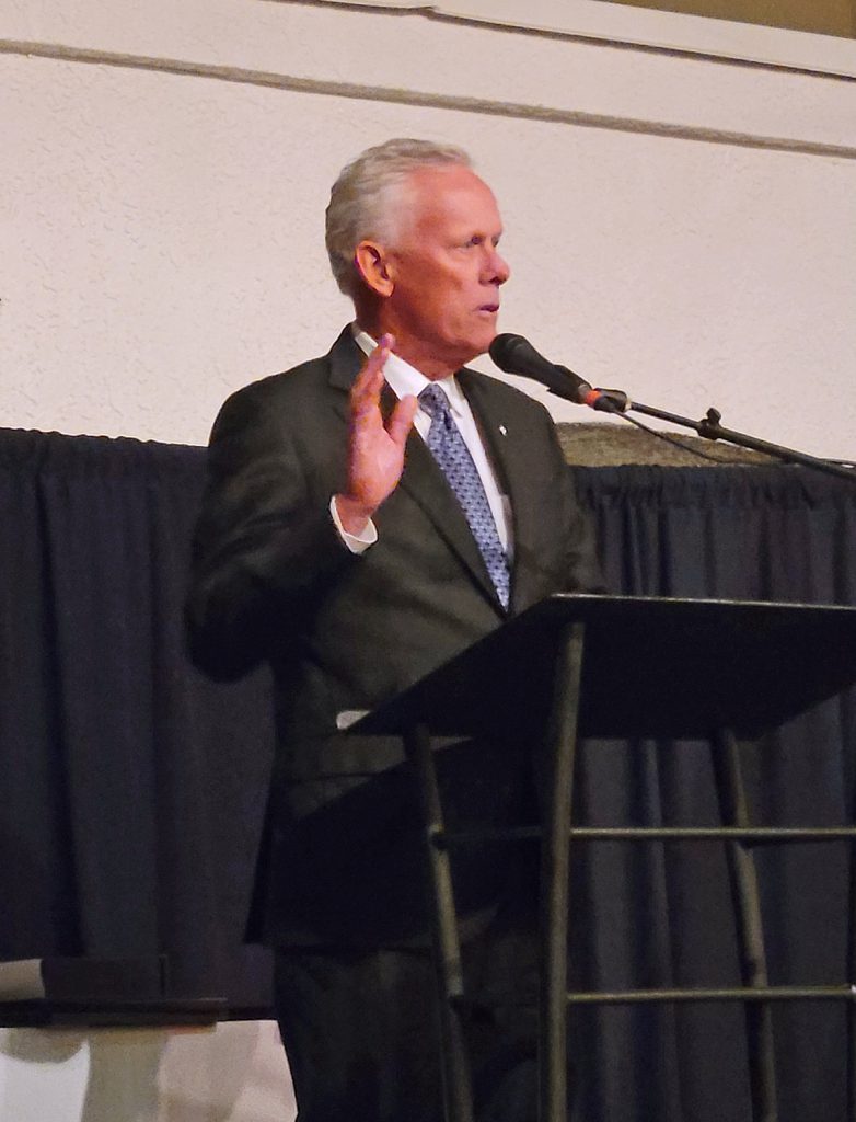 Kevin Muldoon Confirmed as Newport Beach Mayor for 2022, Noah Blom is ...