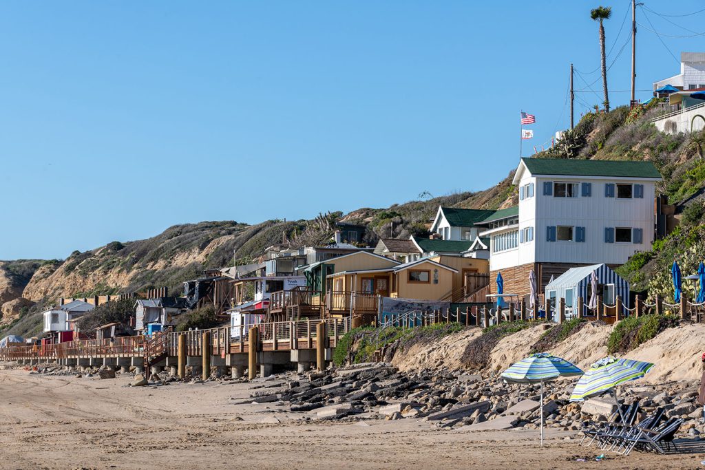 visit newport beach logo